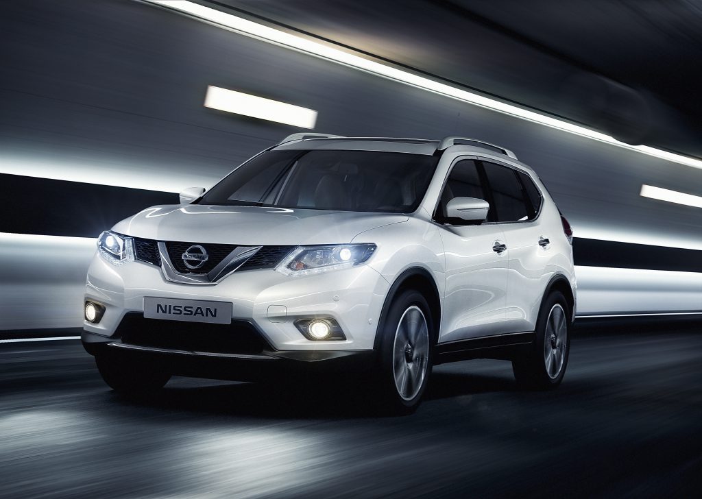 Поколение икстрейл. Nissan x-Trail 2014. Nissan x-Trail 2017. Ниссан x Трейл 2014. Новый Nissan x Trail.