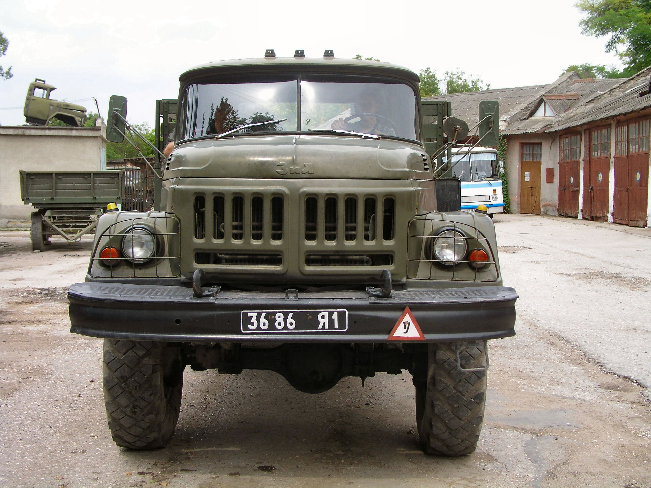 Дром продажа зил 131. ЗИЛ-131. Машина ЗИЛ 131. Военный грузовик ЗИЛ 131. ЗИЛ 131 армейский.