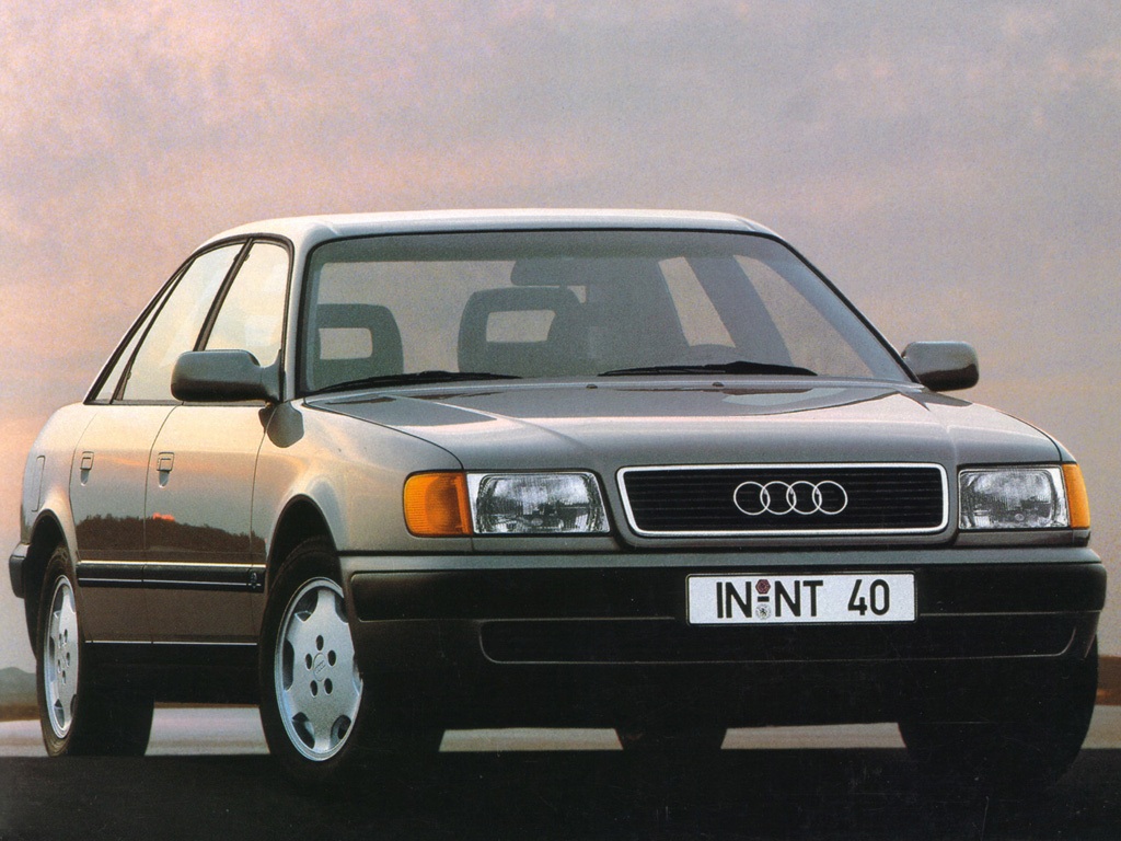 Фото Audi 100 c4 - вид спереди