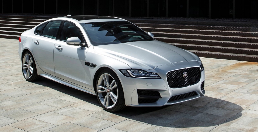 Jaguar XF Silver