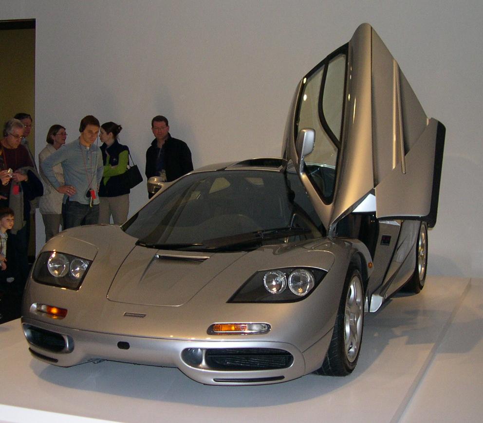 MCLAREN f1 двери