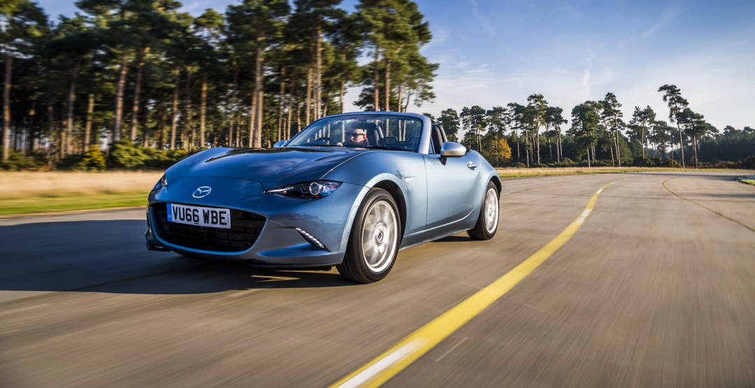 Mazda mx5 2017 года