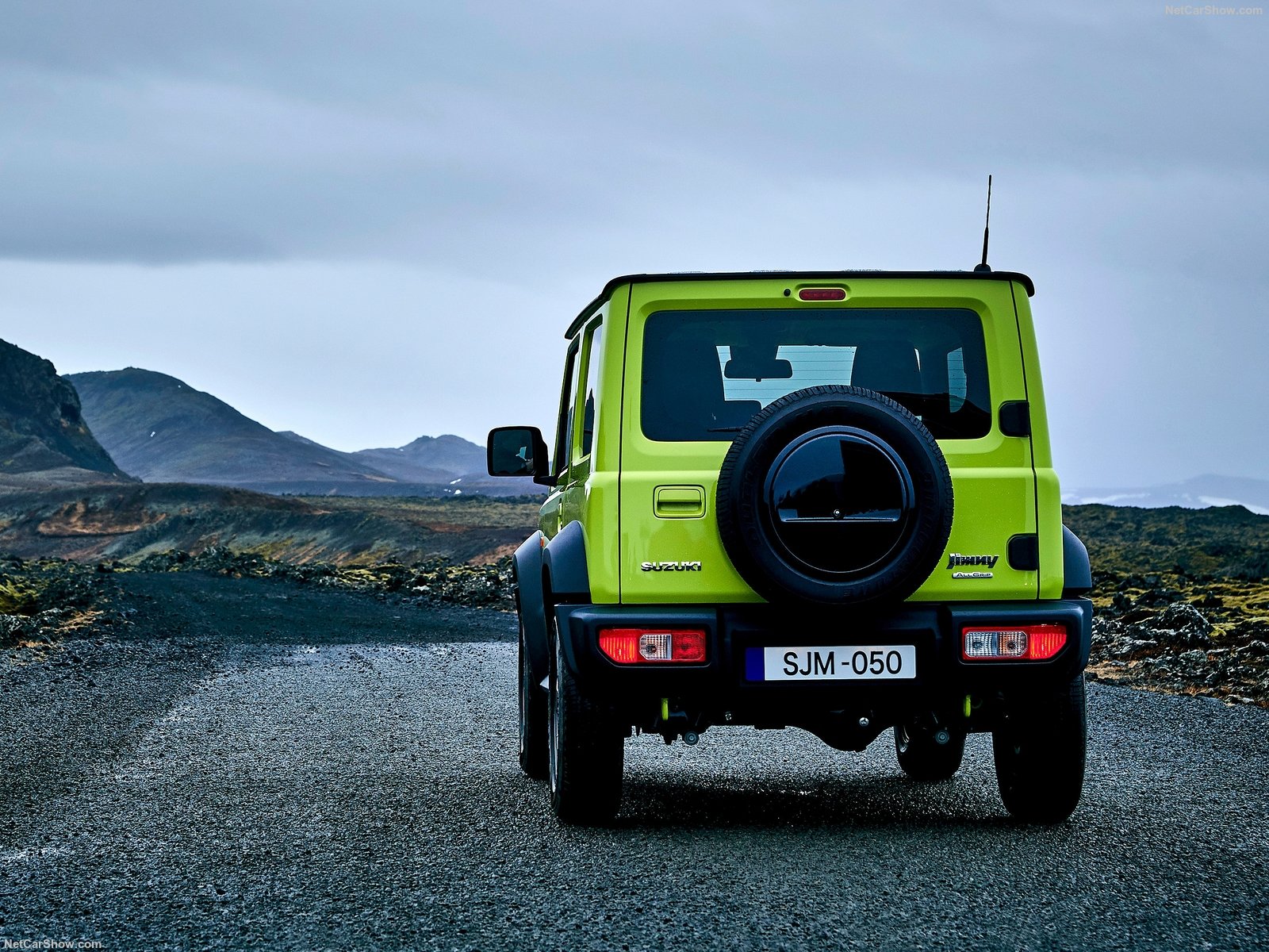 Suzuki jimmy. Судзуки Джимни. Suzuki Jimny 1.5. Машина Сузуки Джимни новый. Сузуки Джимни 2019 обои.