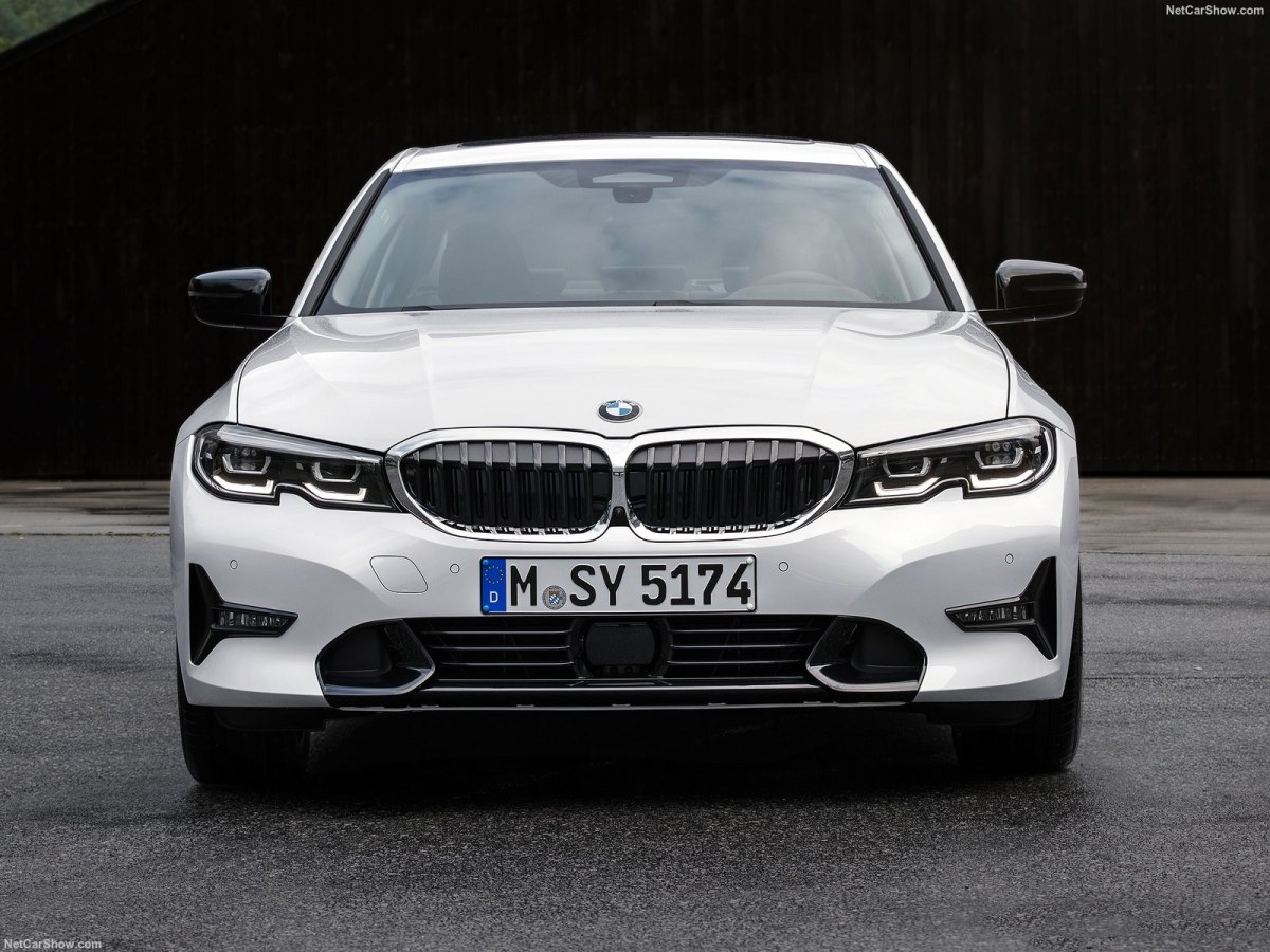 BMW 3-Series 2019 – обновление признанного лидера в своем сегменте