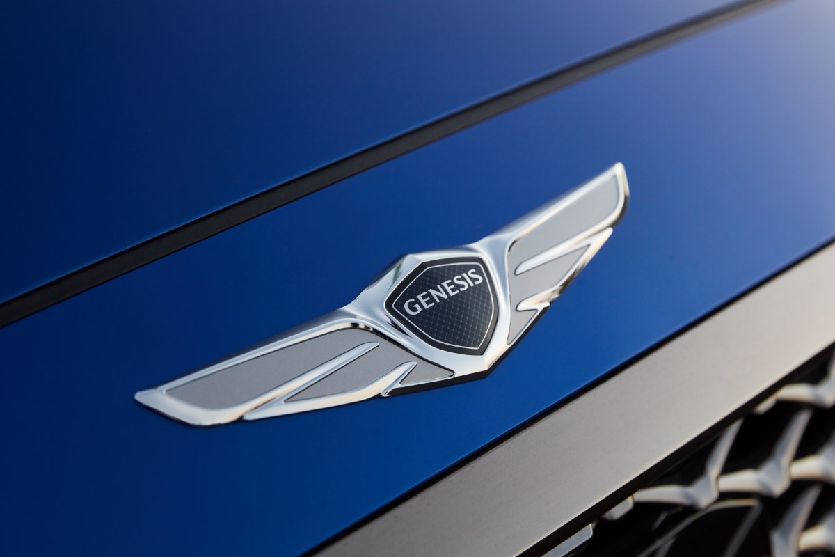 Hyundai Genesis logo