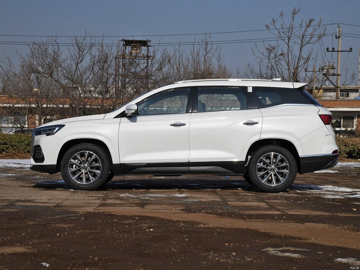 Jetour x95 pro купить в Санкт-Петербурге и Toyota Highlander "убойный" 7-местный по цене KIA Seltos