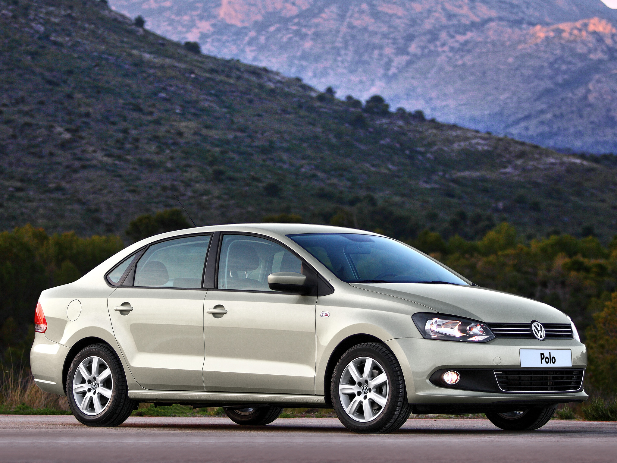 Volkswagen polo mk5 хэтчбек