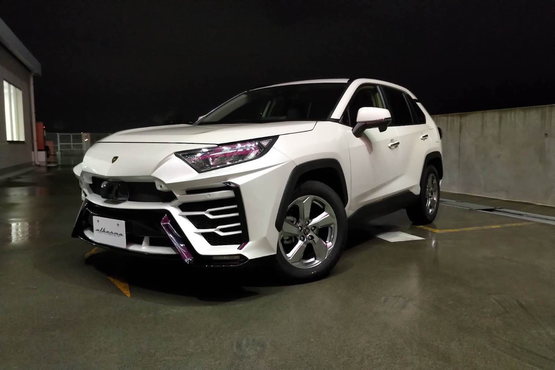 Toyota rav4 Urus