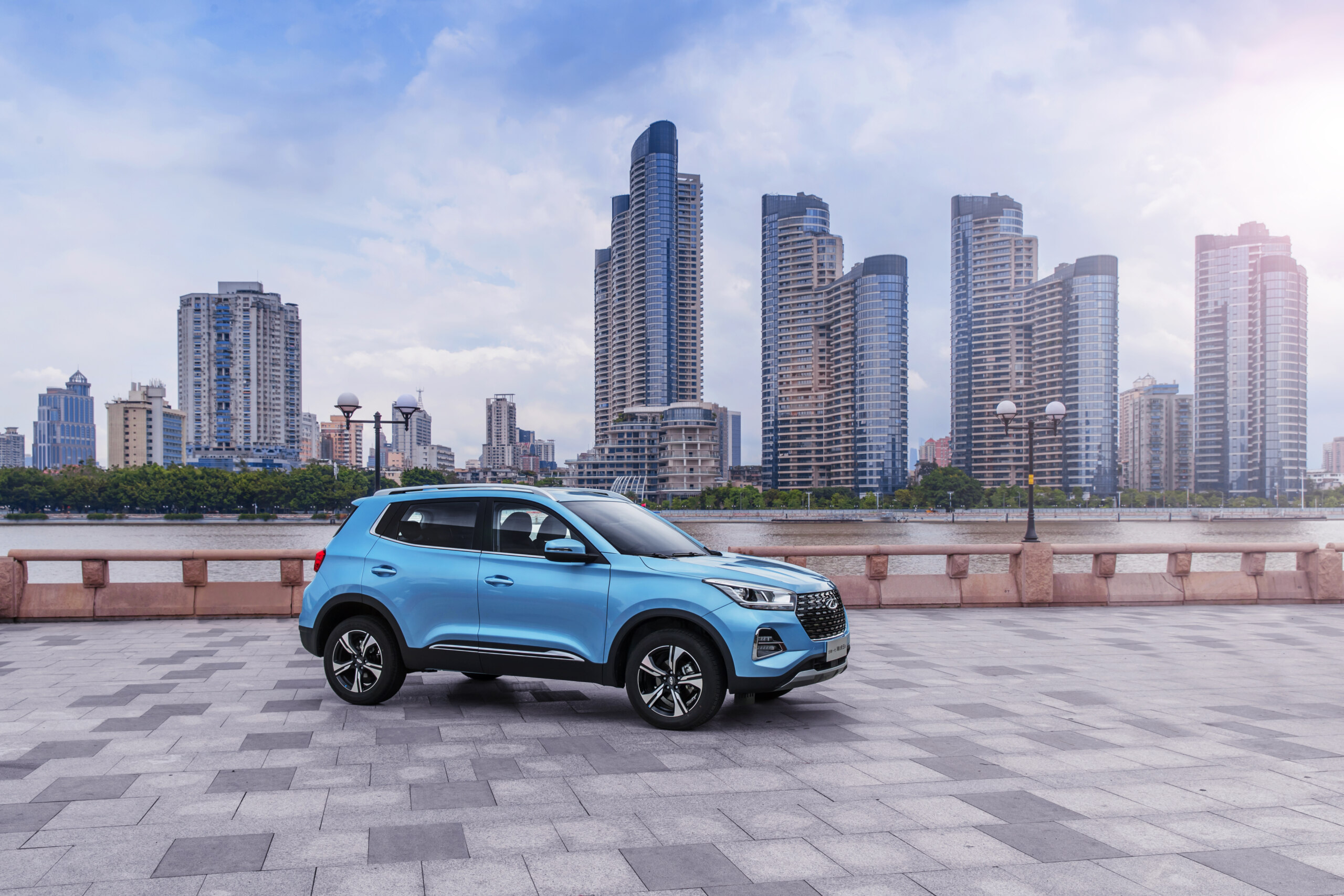 Автомобиль Chery Tiggo 4