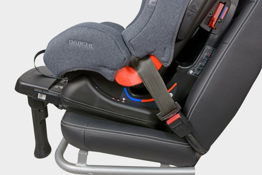 Установка кресла isofix в машину