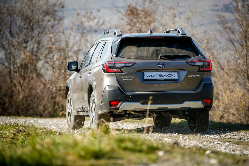 Subaru Outback нового покоління повертається на ринок