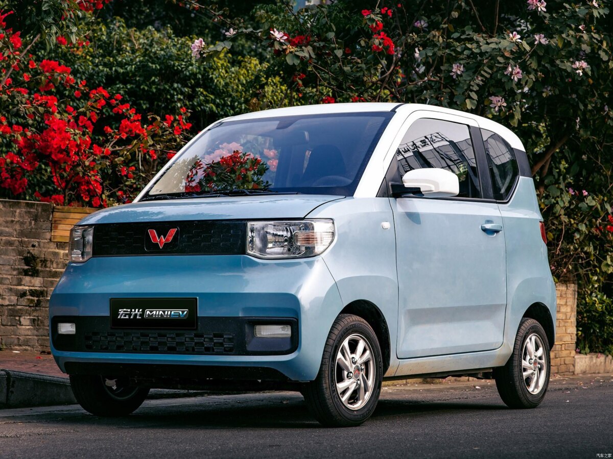 Wuling Mini EV появился в России. Почему нам не нужен самый продаваемый электромобиль в Китае?
