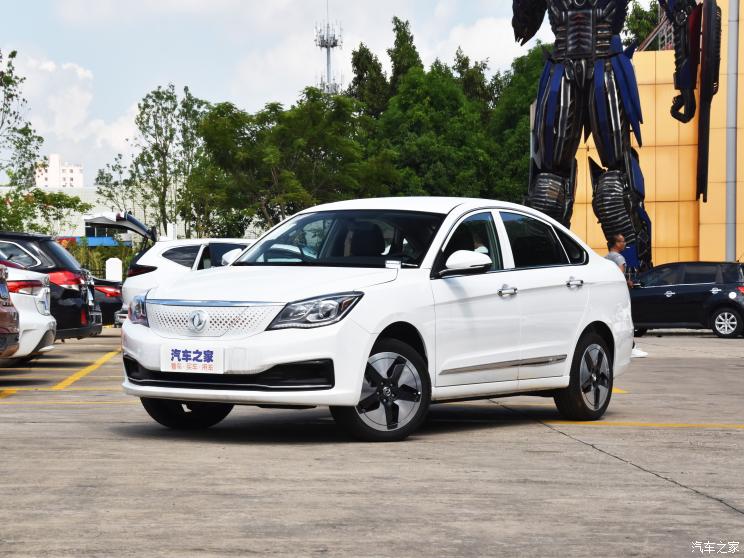 Dongfeng седан 2022