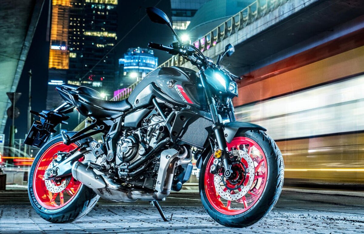 Yamaha mt 07 фото