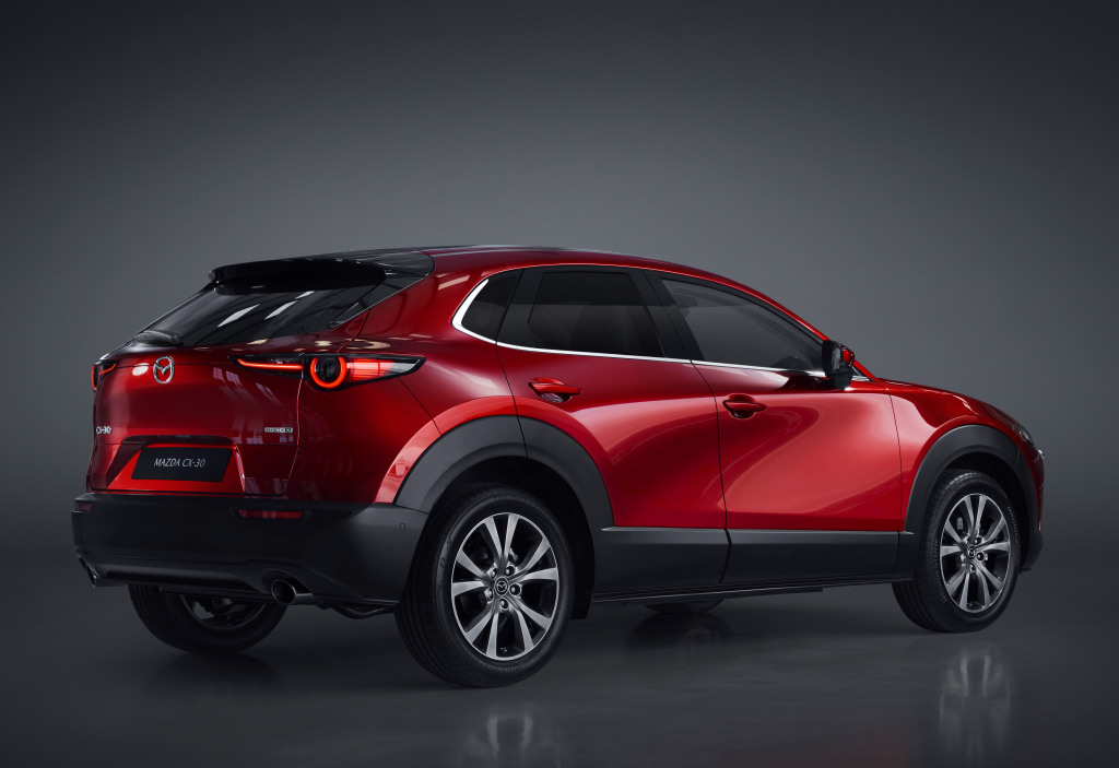 Mazda CX-30 дебютує з новим технологічним обладнанням 