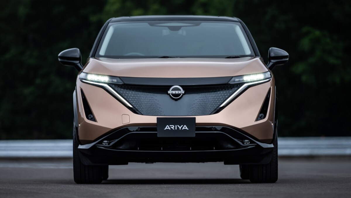 Подробиці про новий Nissan Arya 2022 року