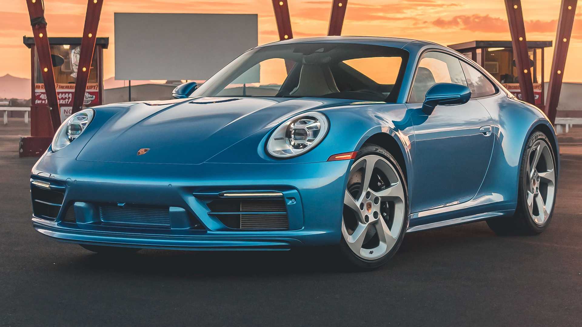 Порше 911 Albert Blau