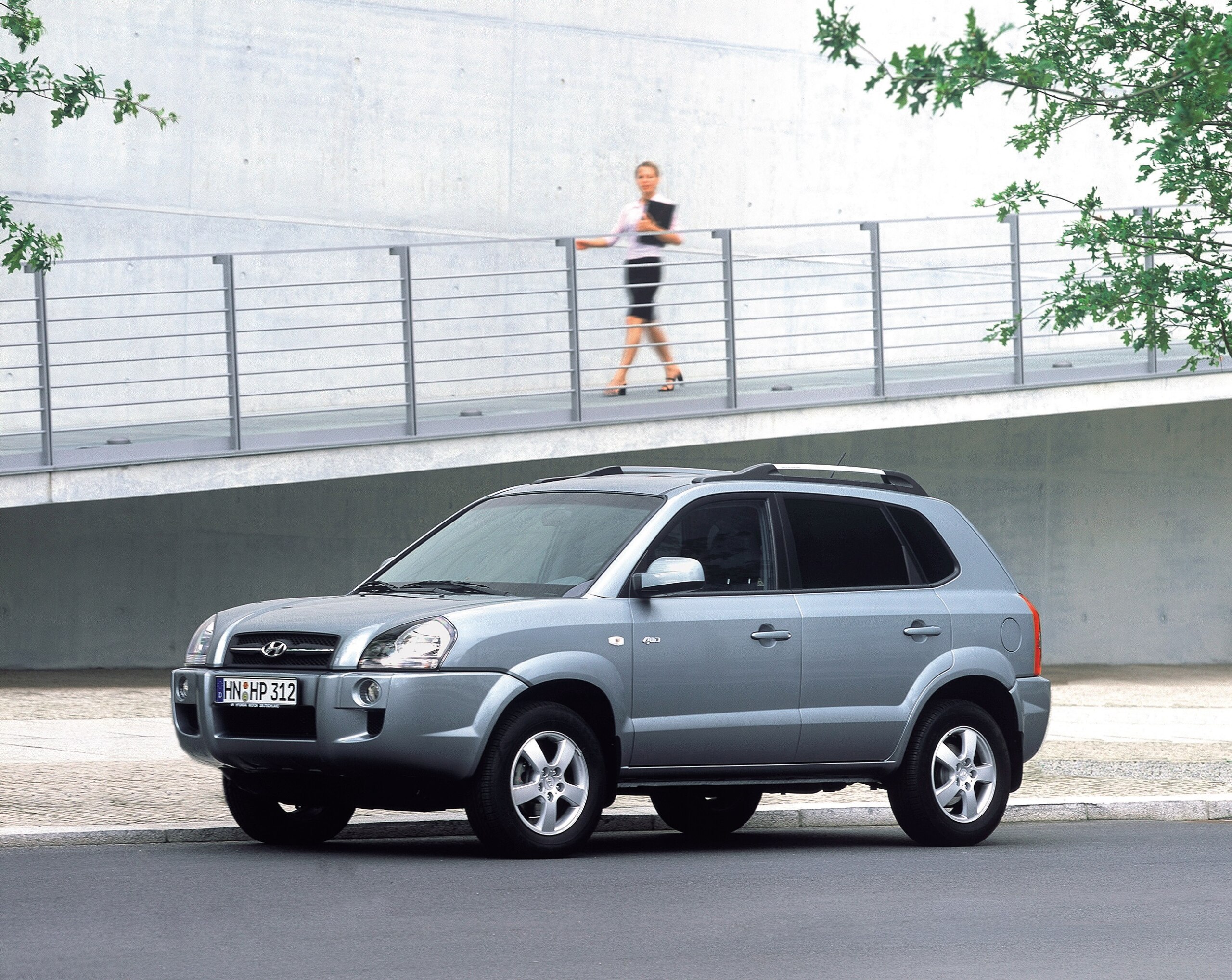 Туксон годы выпуска. Hyundai Tucson 2004-2009. Hyundai Tucson 2004. Хендай Туссан 2008. Hyundai Туссан 2008.