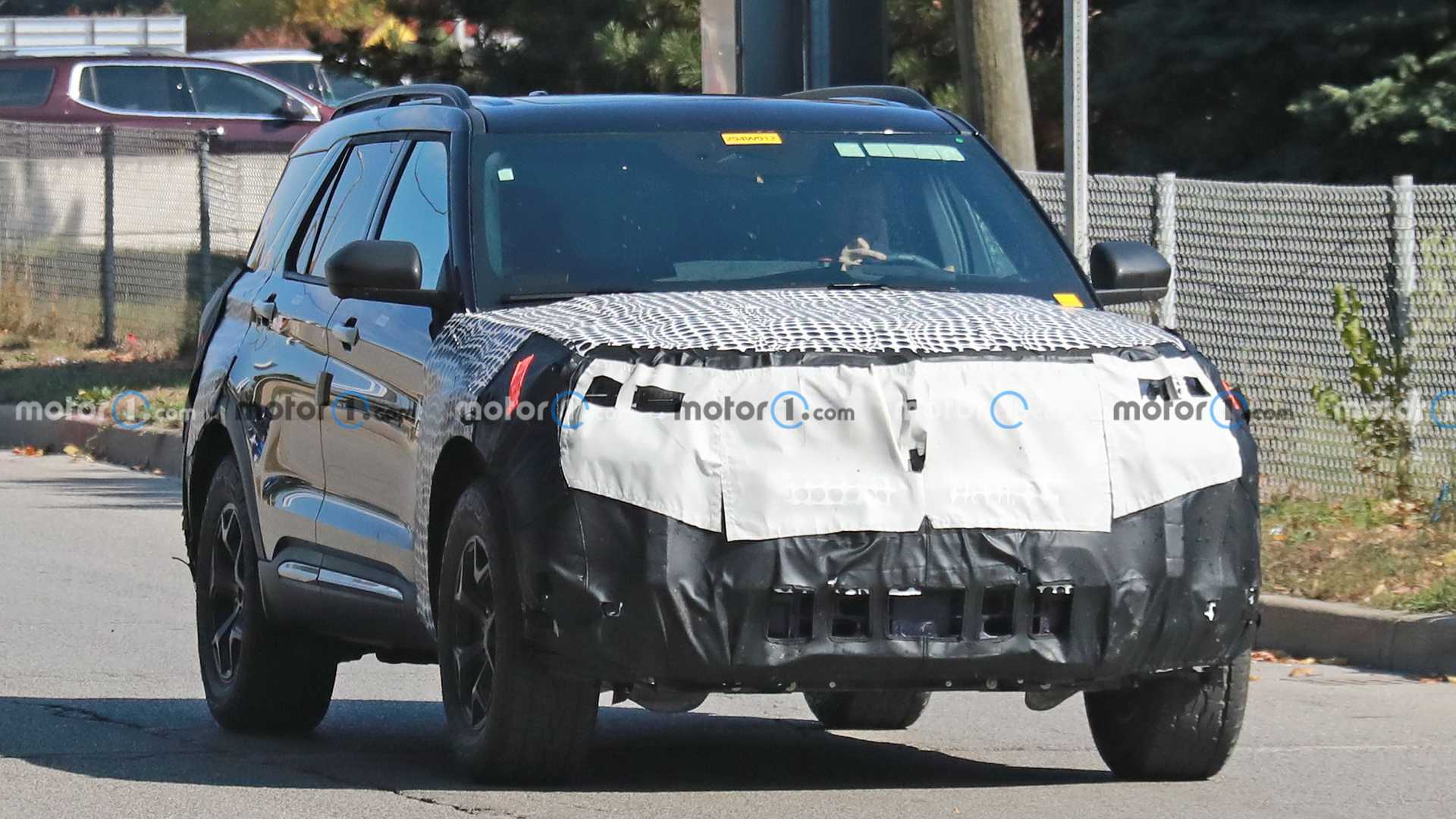 Ford Explorer Timberline 2024 первые "шпионские" фотографии