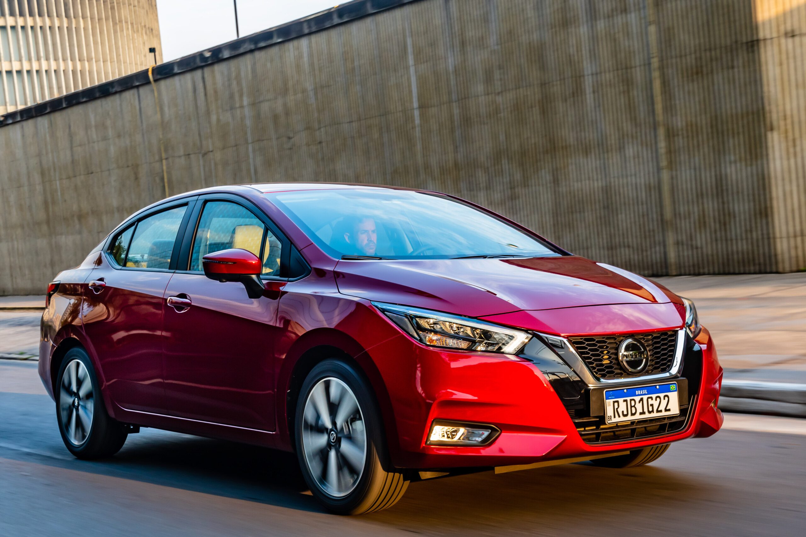 Дешевые иномарки 2024. Nissan Versa 2021. Nissan Versa 2022. Nissan Versa 2019. Ниссан Верса 2023.