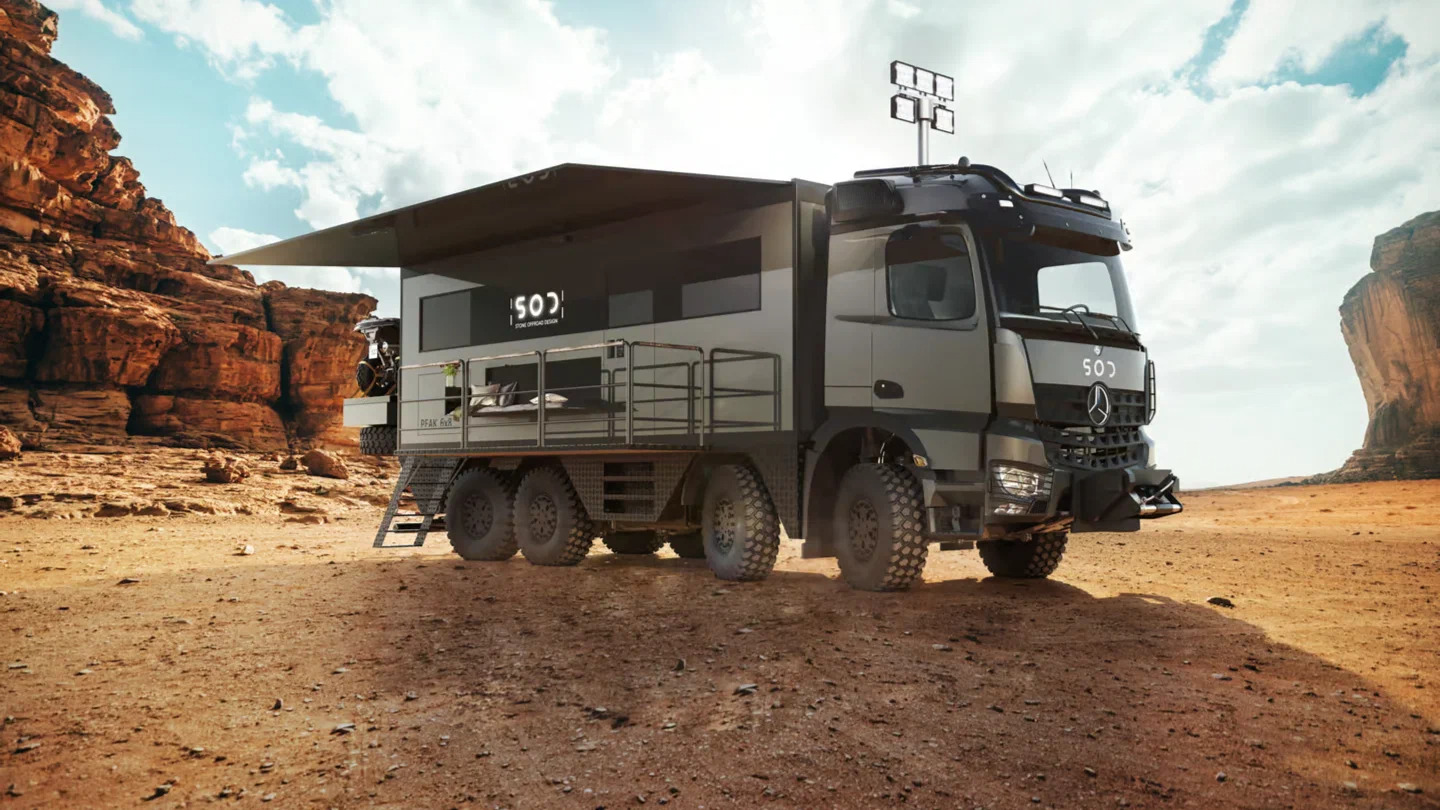 Mercedes-Benz Arocs 8x8