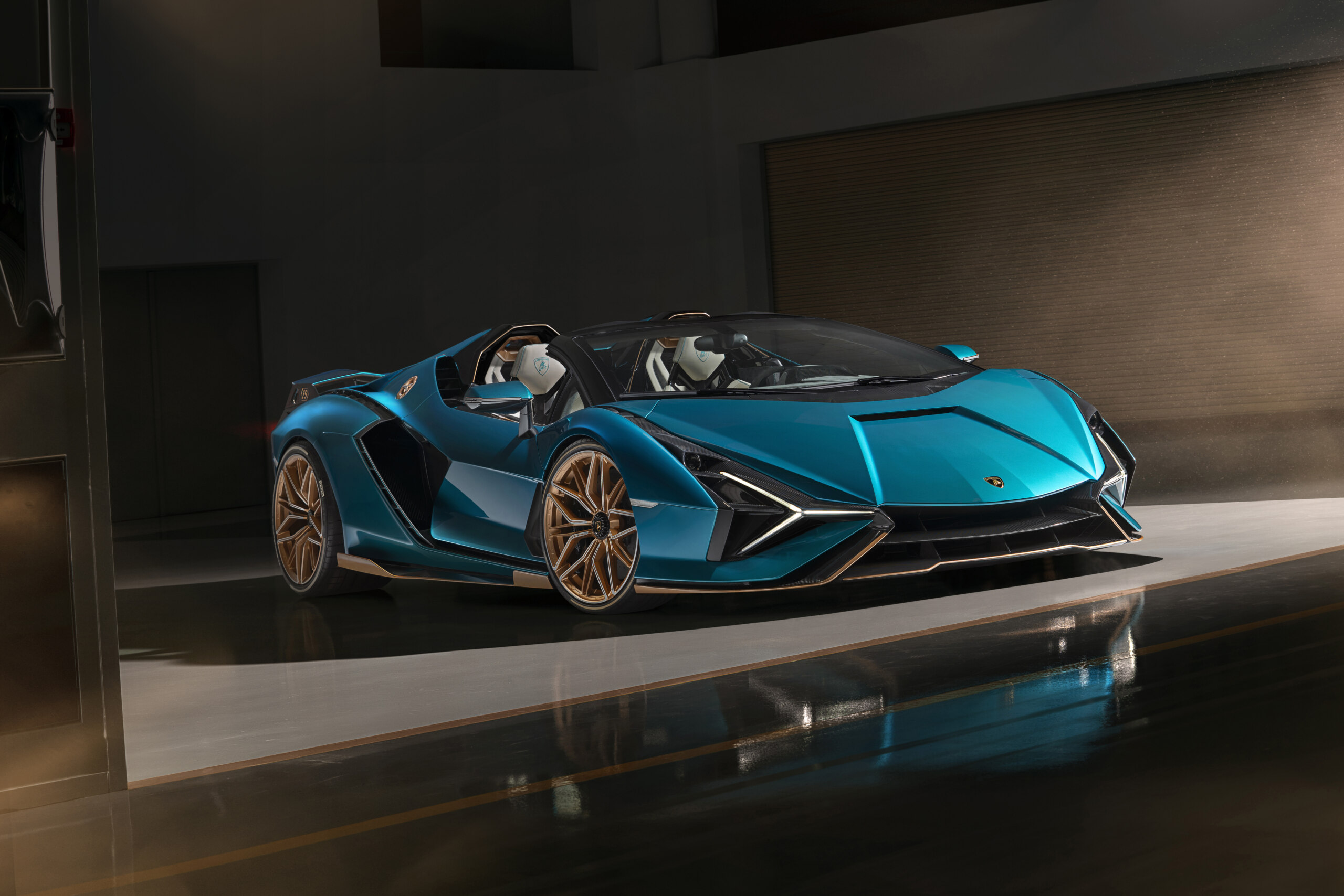 2020 Lamborghini Sian FKP 37