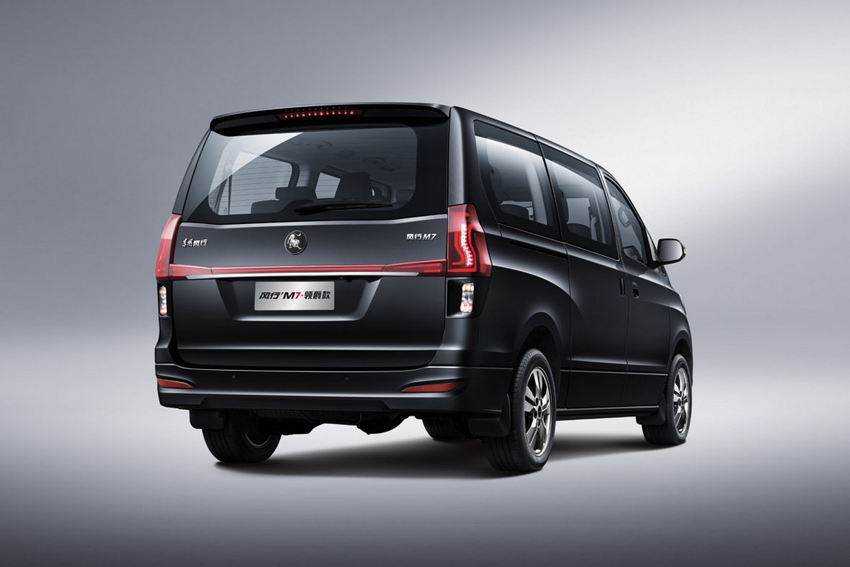 Новые минивэны 2024. Mitsubishi Delica 2021. Dongfeng Forthing m7. Mitsubishi Delica 2019. Минивэн Forthing m7.