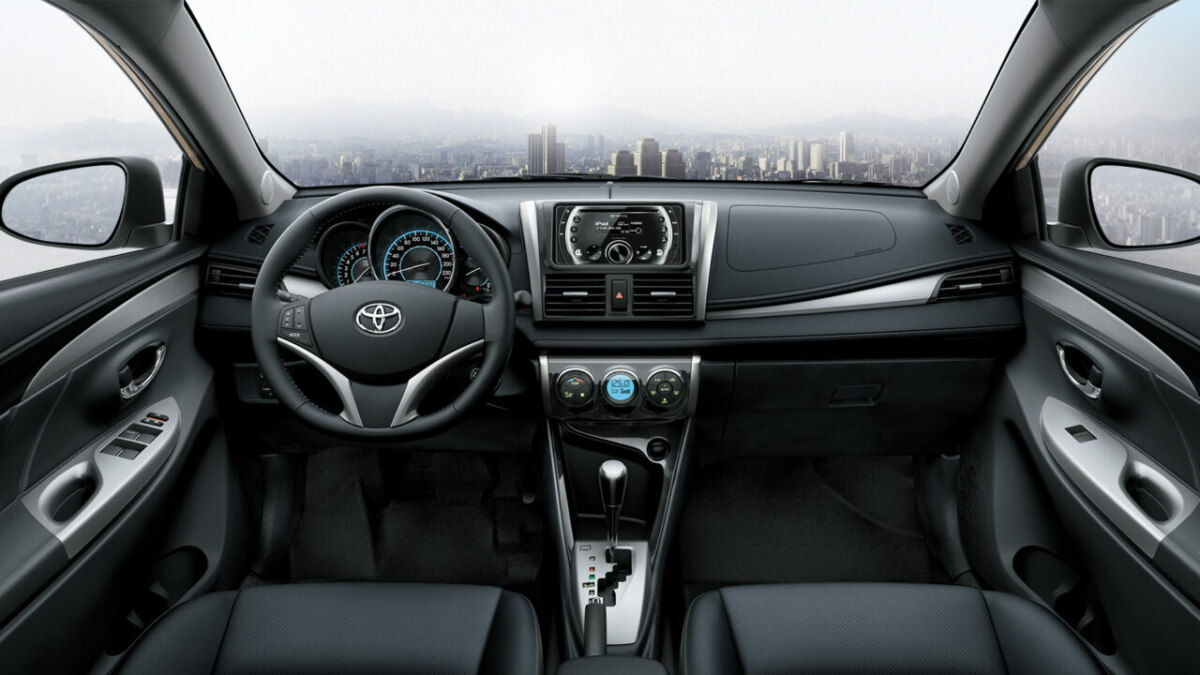 Российские дилеры в марте изменили цены на новый бюджетный седан Toyota Vios