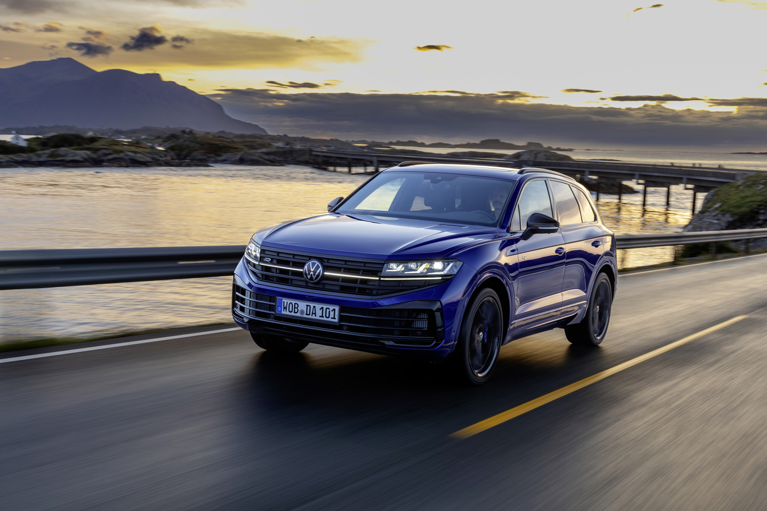 Ремонт двигателя Volkswagen Touareg в Ростове-на-Дону | СТО Фольксваген Туарег Автосервис