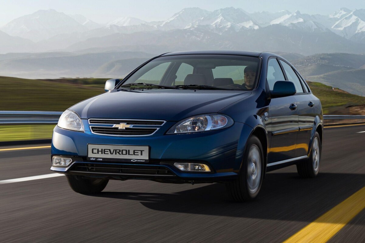 Очень дешевые Chevrolet Lacetti по 1 млн рублей раскупили всего за полчаса