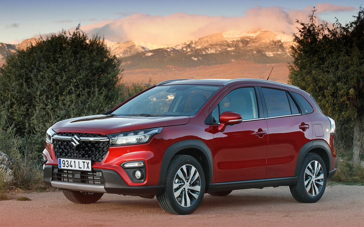 Итоги дня: Suzuki вернул правильную АКПП в свои кроссы, почему Lada в Беларуси дешевле, чем в РФ и как CD-диски спасают от штрафов