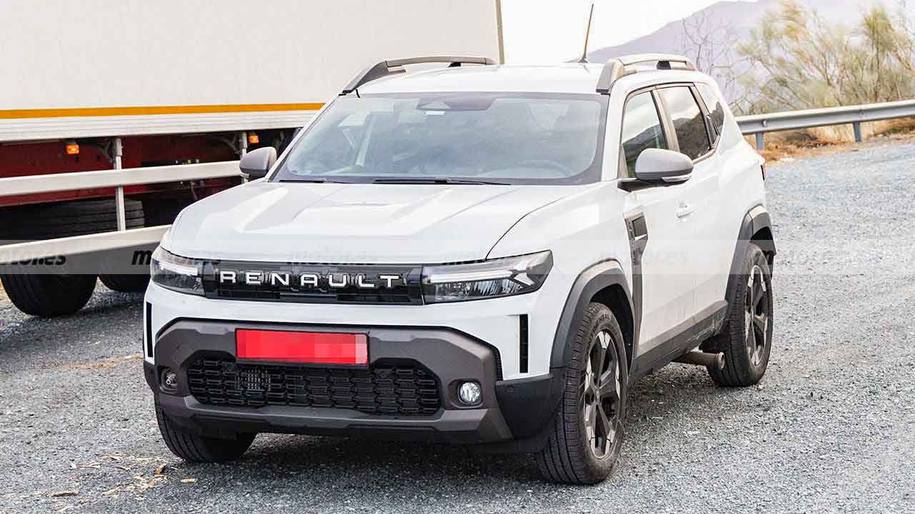 На тесты выехала новая версия Renault Duster с газобаллонным гибридом и полноприводной системой