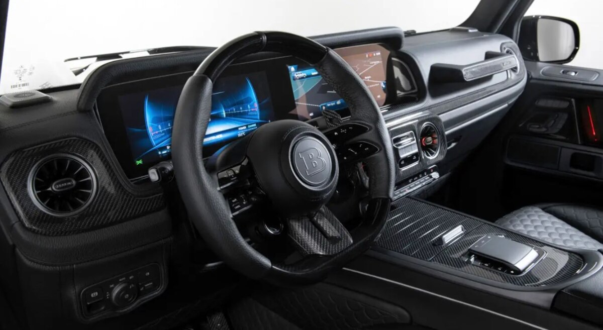 В продаже появился 585-сильный Mercedes-AMG G63 от ателье Brabus: за него просят почти 43 млн