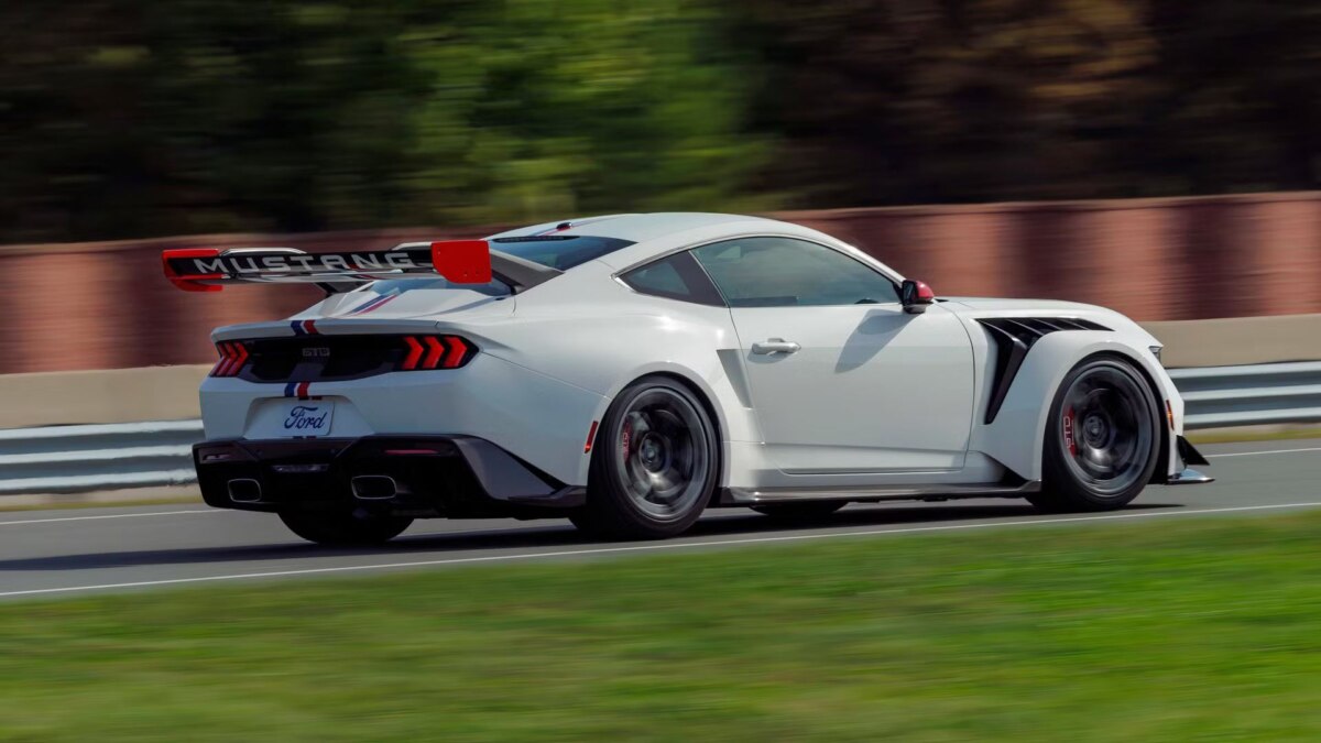 Ford Mustang GTD 2025: самый дорогой маслкар с рекордом на Нюрбургринге