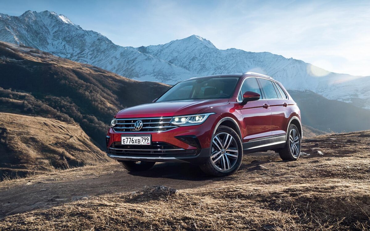 Volkswagen Tiguan пользуется наибольшим спросом у россиян: названы популярные кроссоверы до 3 млн рублей