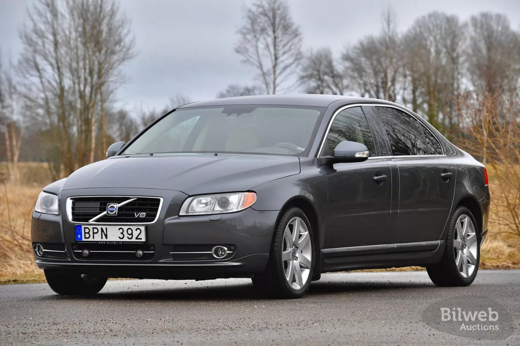 На продажу выставили Volvo Nilsson 300 — редкую версию удлиненного S80 с 4,4-литровым двигателем V8