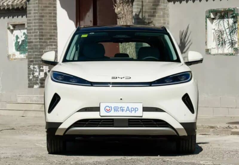 BYD Sealion 05 EV с системой «Глаз Бога» начал поступать в дилерские центры: он стоит всего 1,29 миллиона