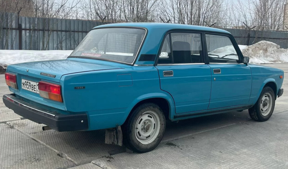 Редкий экспортный ВАЗ-2107 с минимальным пробегом выставлен на продажу за 250 тысяч рублей