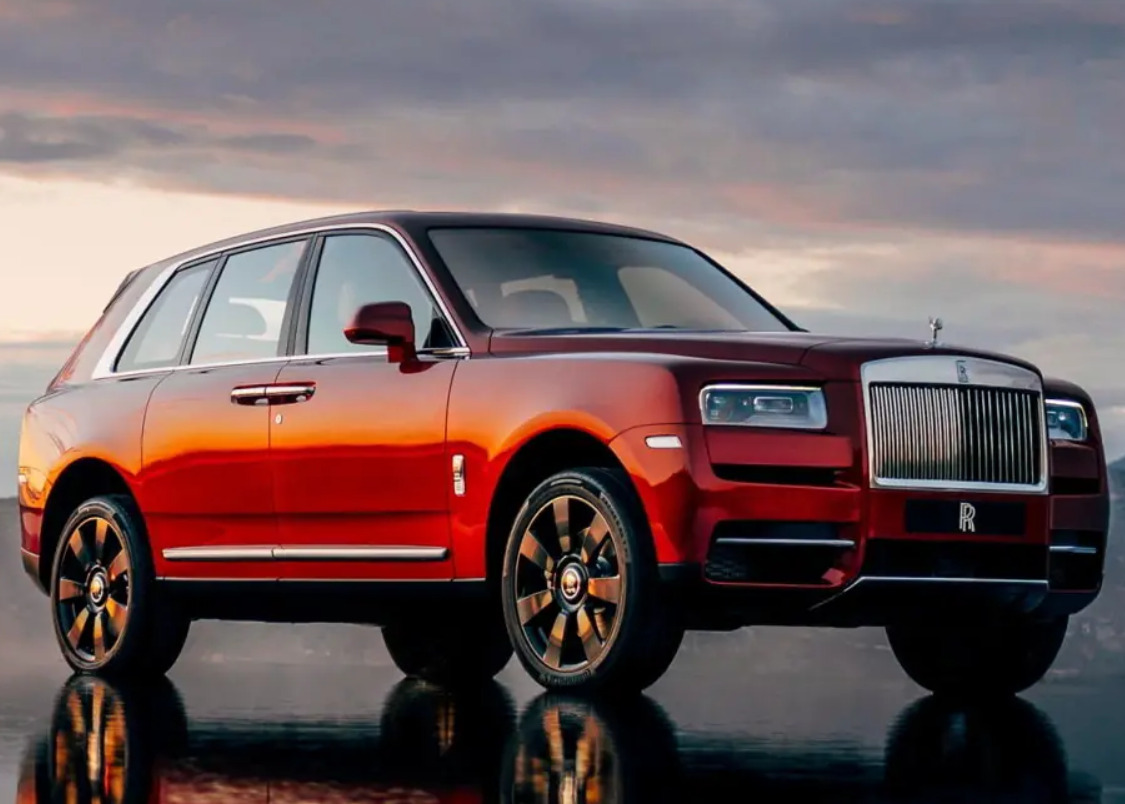 В продаже появился Rolls-Royce Cullinan в три раза дешевле средней рыночной стоимости