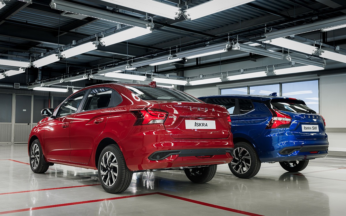 Lada Iskra будет дефицитом: почему новинку АвтоВАЗа выпустят в ограниченном количестве