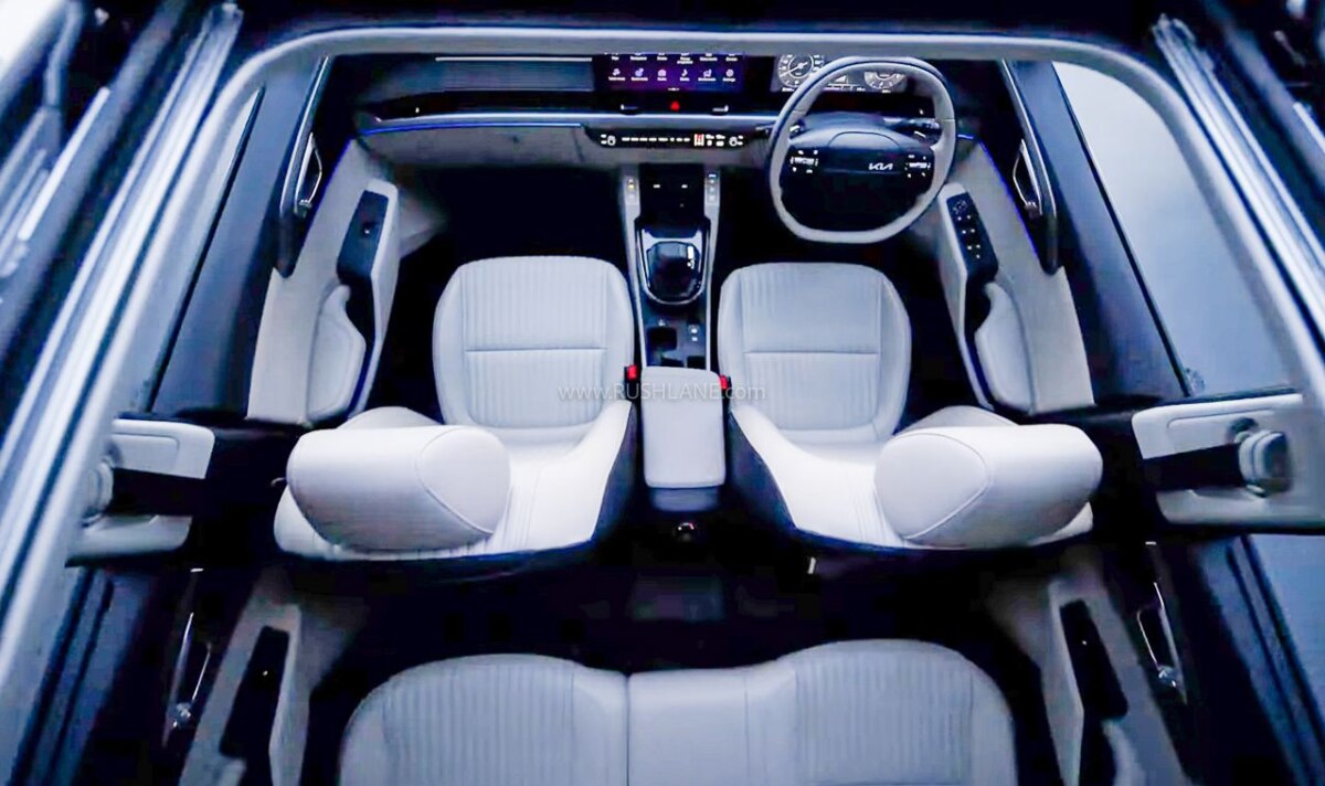Топ-10 новых функций Kia Carens Clavis, которых нет у стандартной модели: полный обзор
