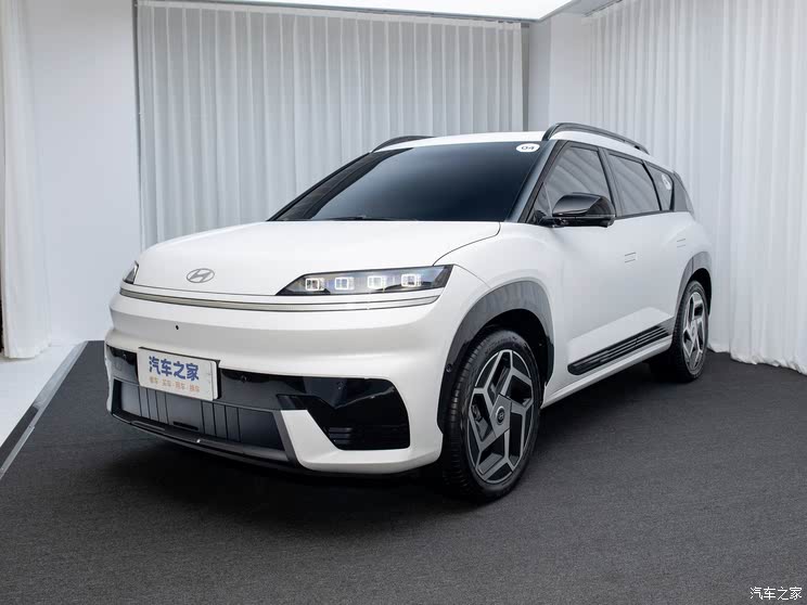 В Пекине официально дебютировал новейший кроссовер Hyundai Elexio: «живые» фотографии