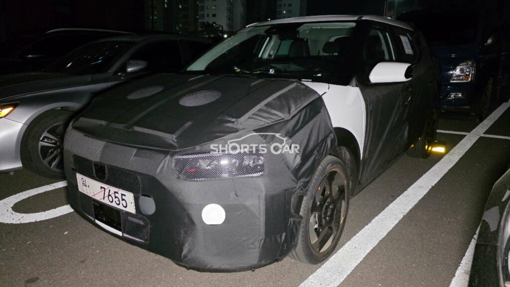 Опубликованы первые фото нового Hyundai i20: это может быть полностью электрический BJ1