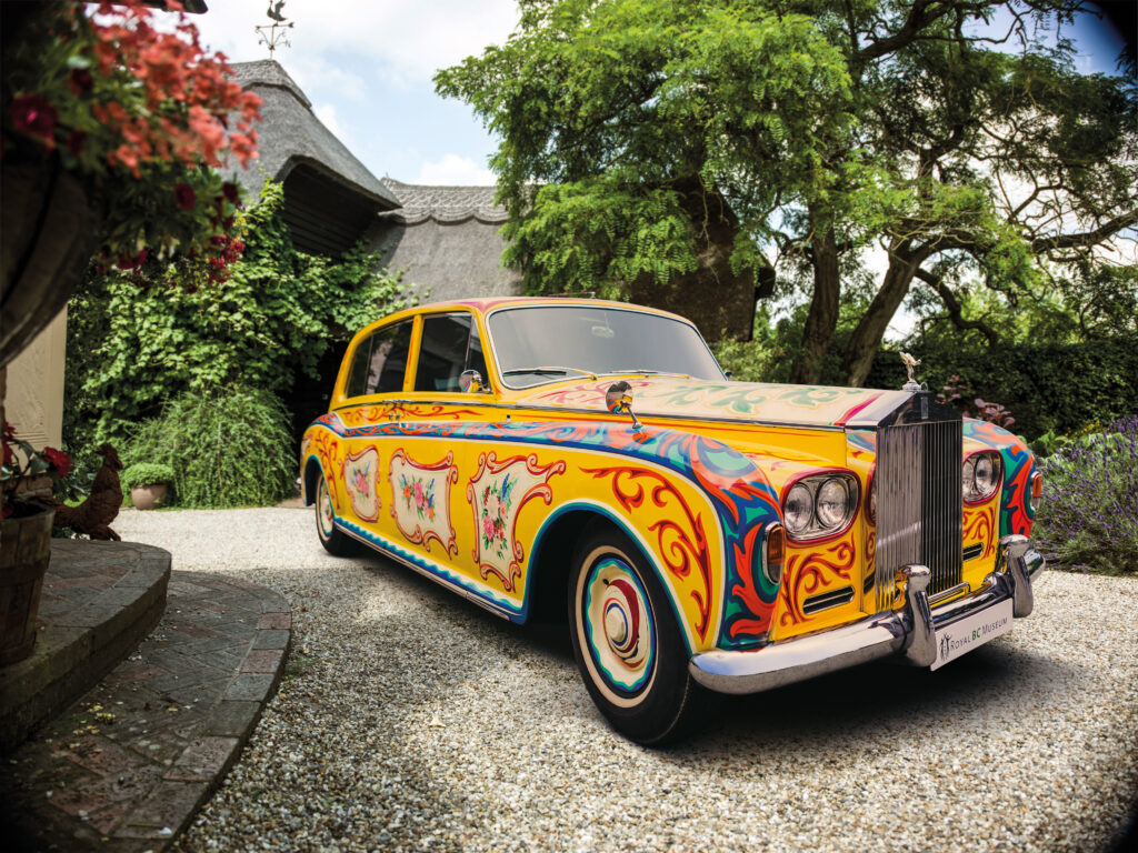Rolls-Royce Phantom отмечает 100-летие: от королевских кортежей до лимузина Джона Леннона