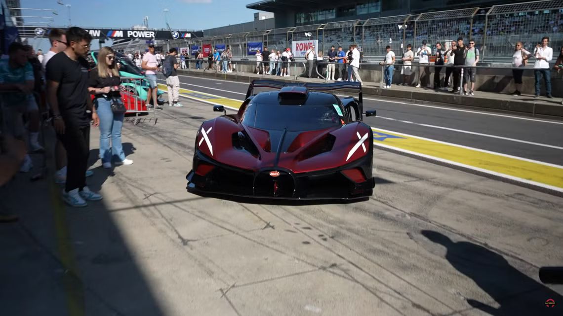 1578-сильный Bugatti Bolide разогнался до впечатляющих 300 км/ч на Нюрбургринге