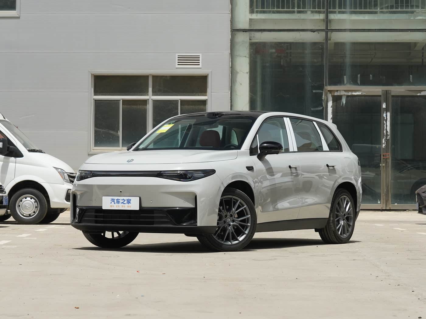 Обновленный электрокроссовер Leapmotor C10 2026 выходит на рынок 15 мая: выше запас хода, быстрее зарядка, мощнее мотор