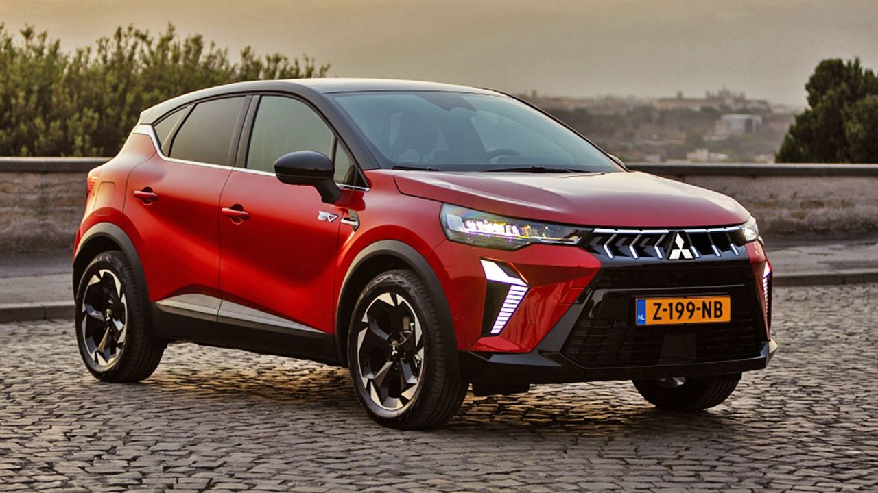 Гибридный Mitsubishi ASX вышел на рынок: у Hyundai Kona появился серьезный конкурент